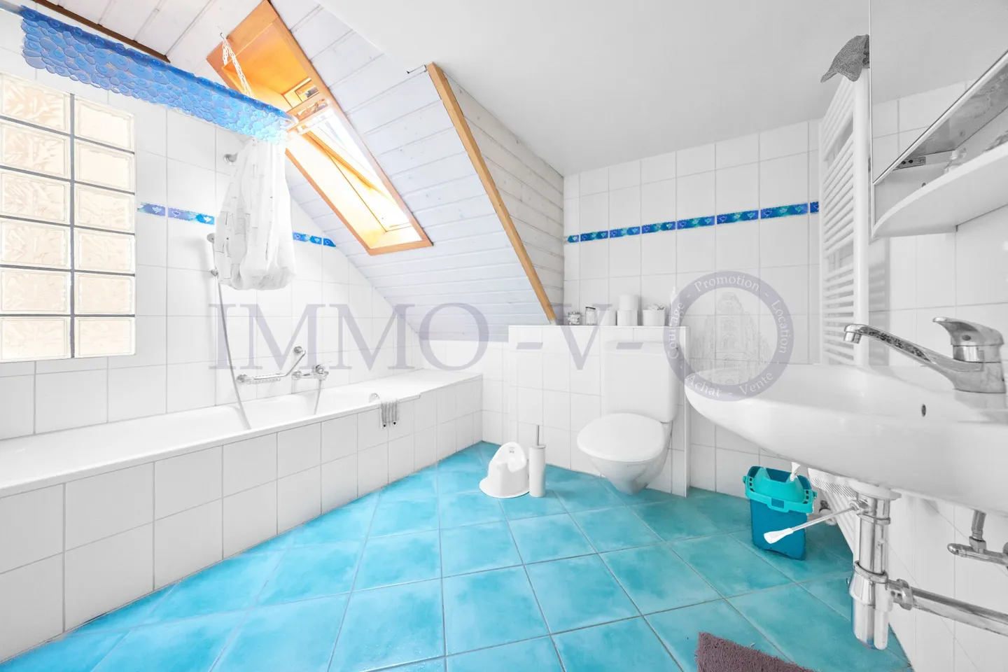 SPACIEUX DUPLEX IDEAL POUR FAMILLE - Photo 6 sur 8