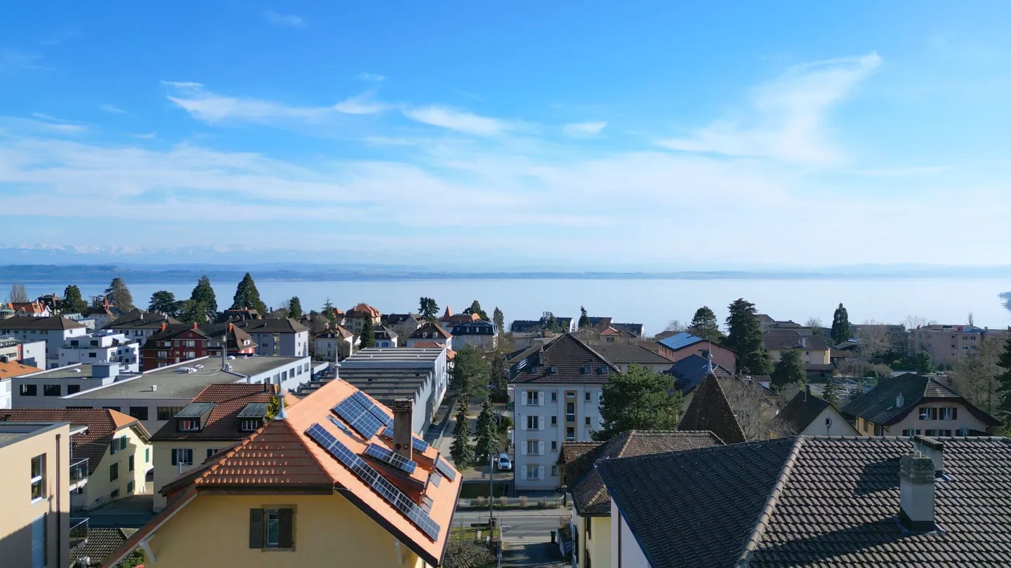 Two urban penthouses with remarkable views of the Lake and the Alps - Photo 5 of 5