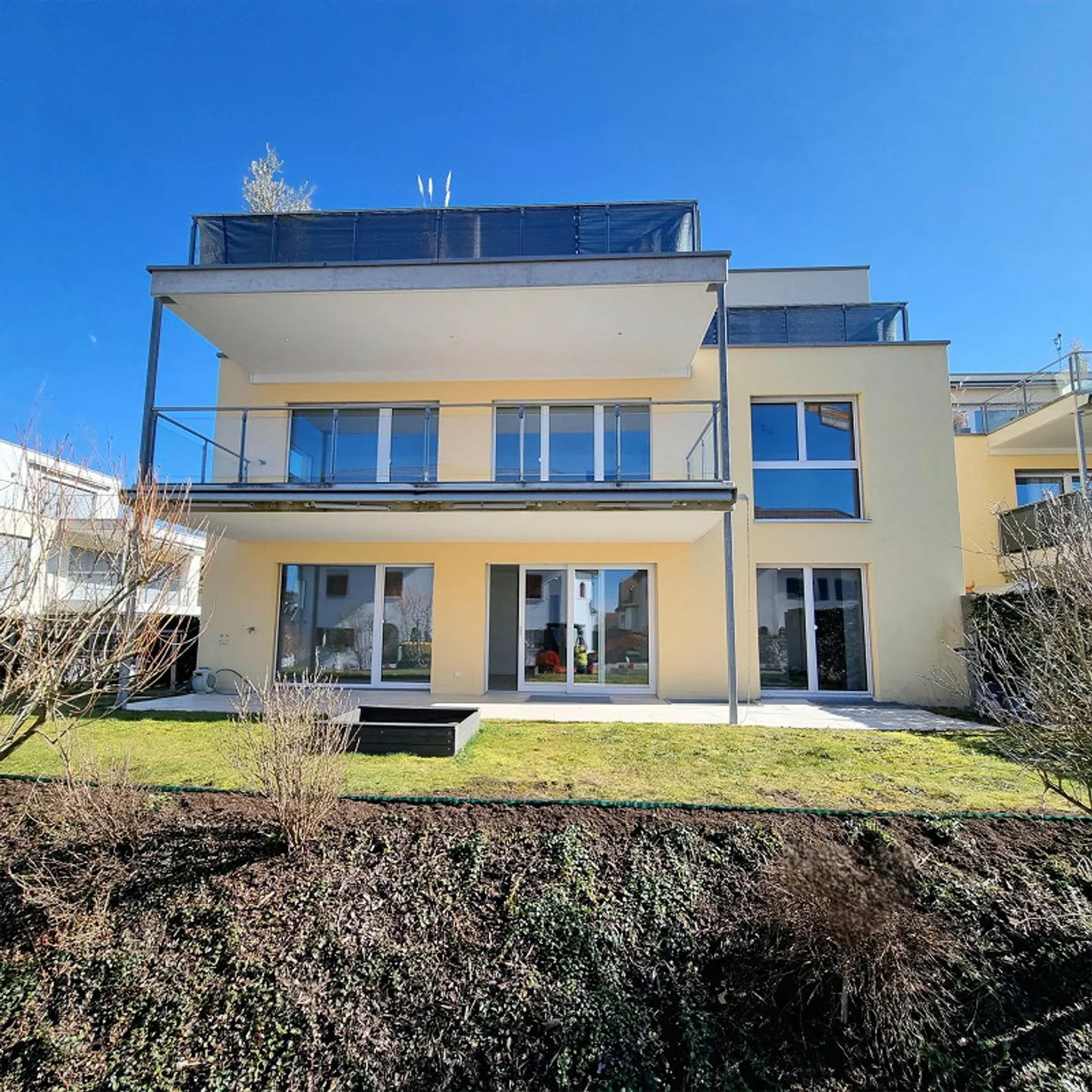 Maison jumelée ou appartement, à vous de décider ! Le rapport qualité-prix est ici ! - Photo 1 sur 23