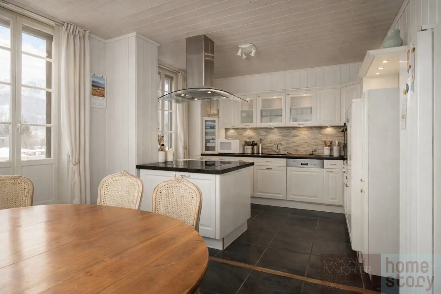 4.5 camere luminose in un ex hotel ristrutturato, centro di Gryon - Foto 5 di 19