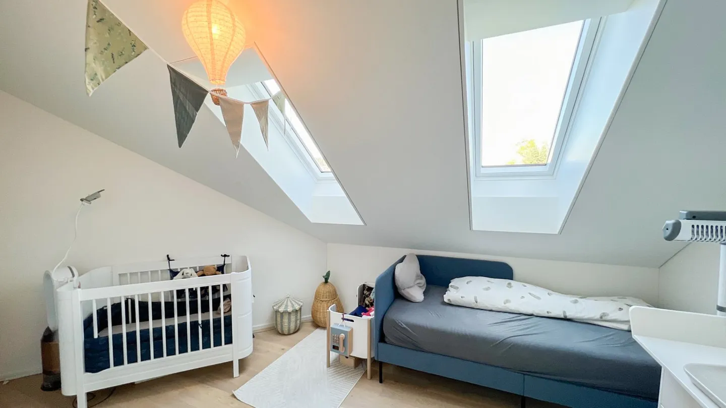 Moderne 3½-Zimmer-Dachwohnung in steuergünstigem Mörschwil – barrierefrei & mit Weitblick - Foto 7 di 8