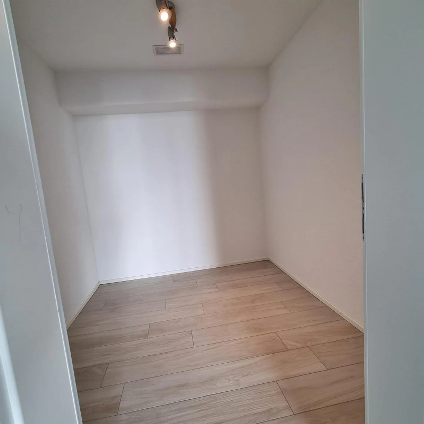 Maison jumelée ou appartement, à vous de décider ! Le rapport qualité-prix est ici ! - Photo 10 sur 23