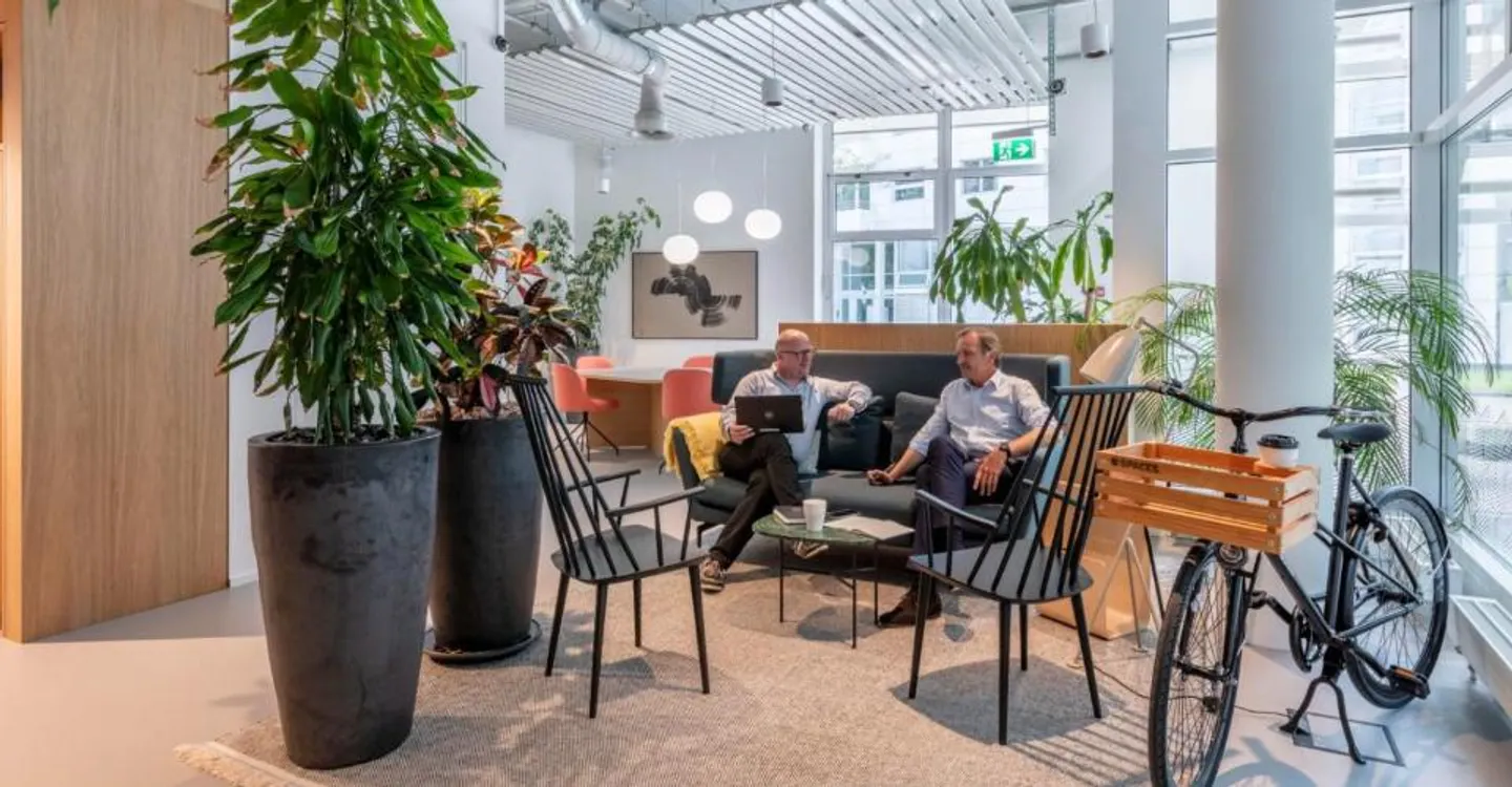 Office space for 3 in Spaces Main Station - Photo 6 of 9