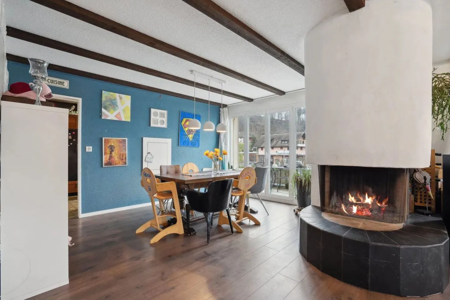 Spacious living experience with charm and character in Glattfelden - Photo 4 of 13