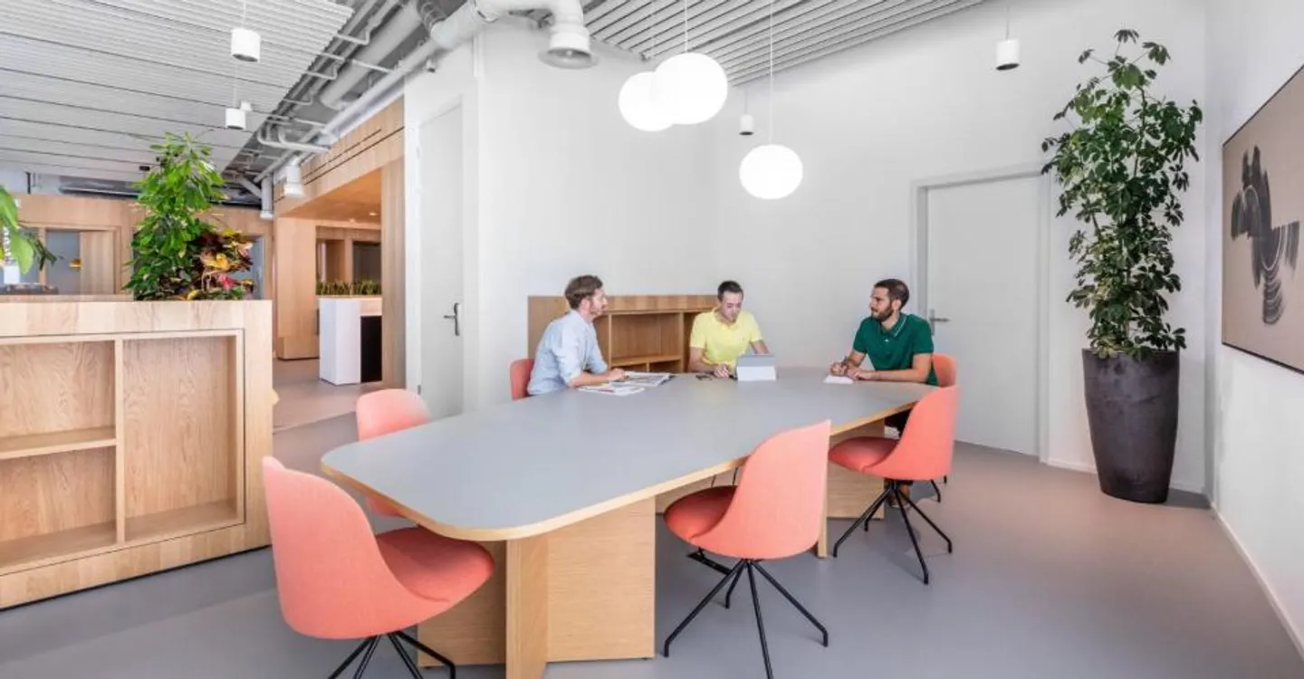 Office space for 3 in Spaces Main Station - Photo 7 of 9