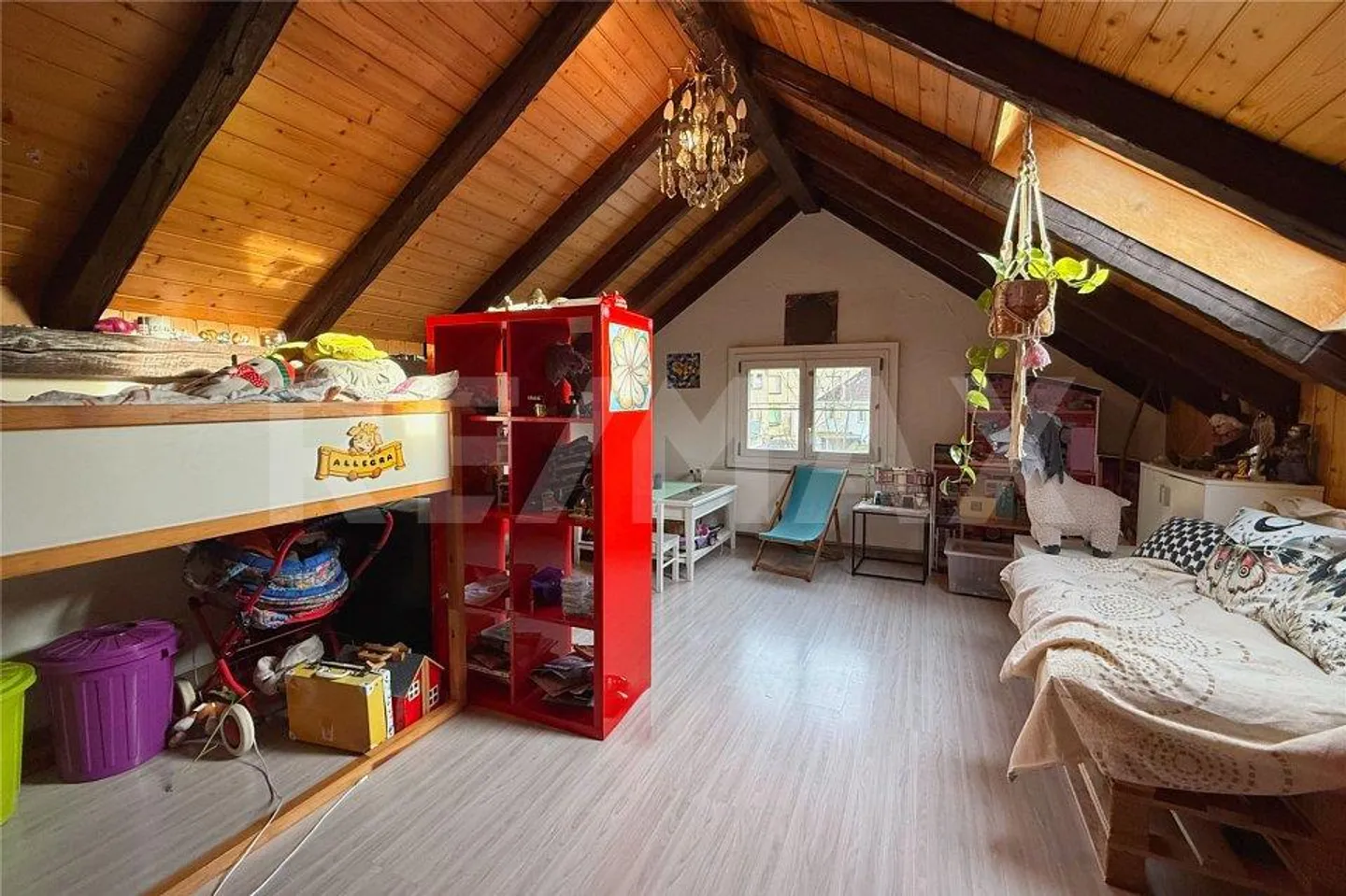 Your new home with history and charm overlooking the Aarburg fortress - Photo 12 of 12