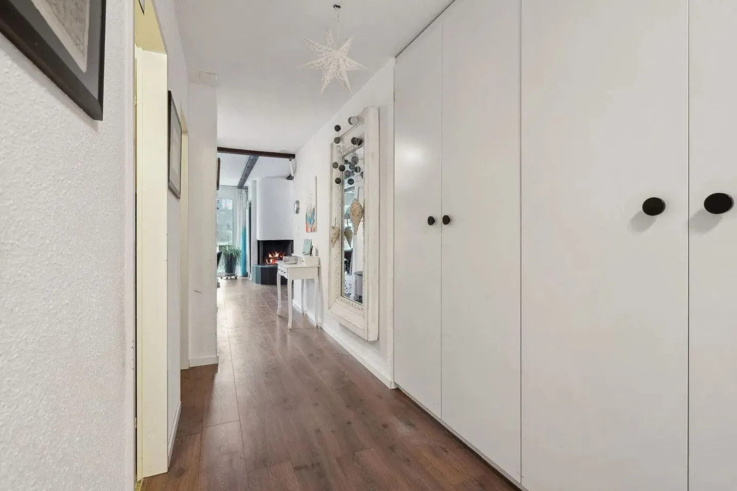 Spacious living experience with charm and character in Glattfelden - Photo 7 of 13
