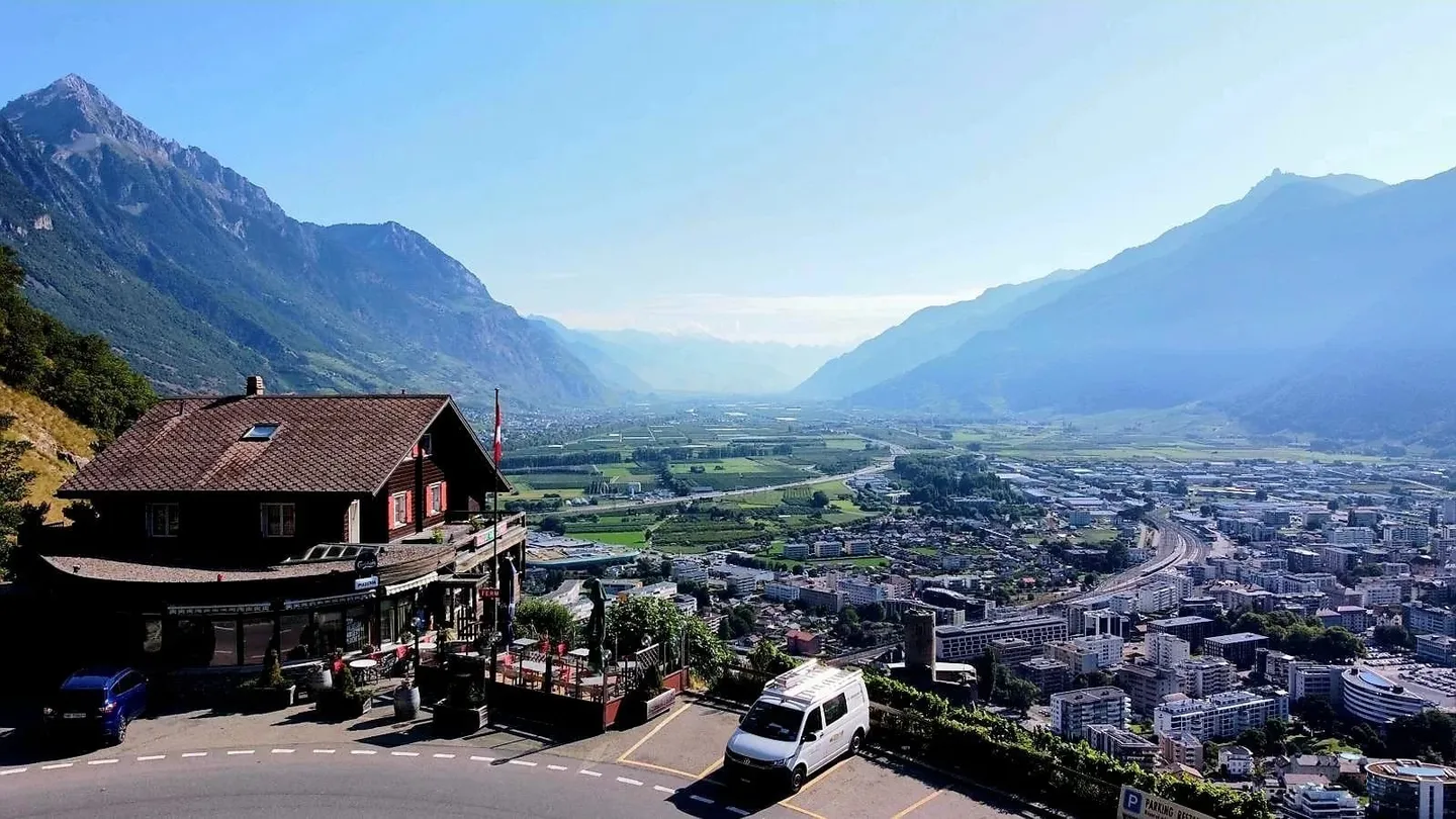 Edificio eccezionale con potenziale inestimabile - Foto 24 di 24