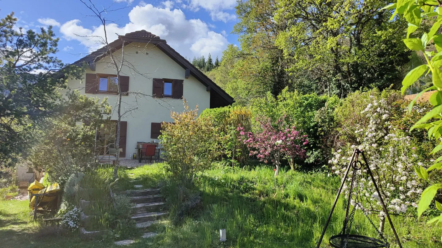 Maison jumelée 5.5 pièces - Photo 1 sur 13