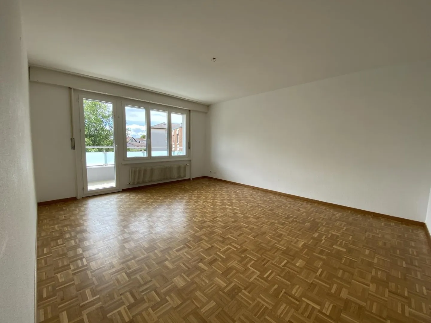 Appartement avec 4.5 pièces au 2ème étage - Photo 2 sur 8