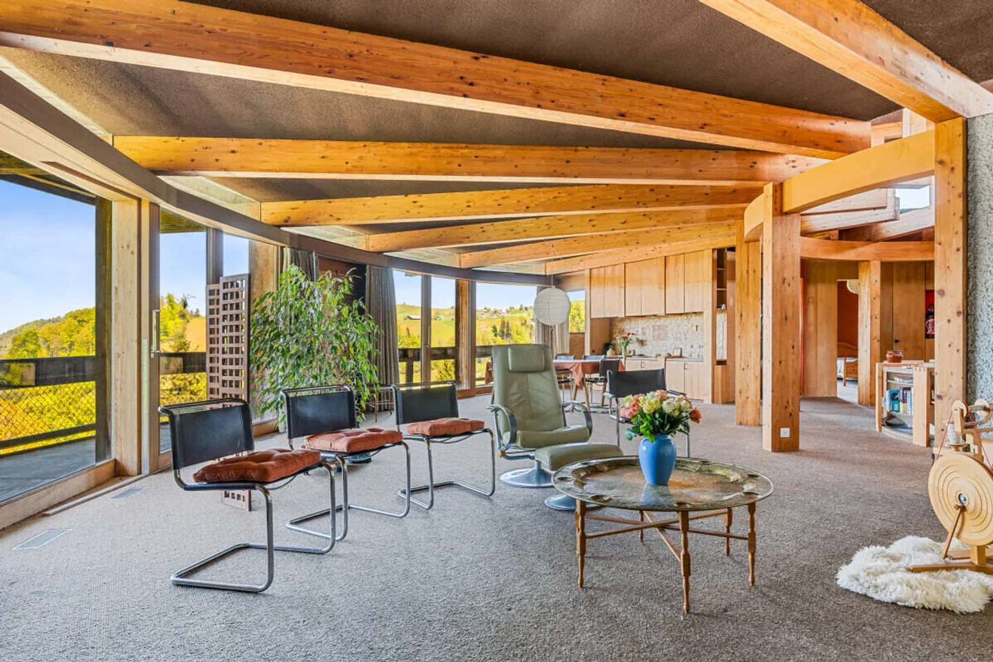 Vivere nella Casa Rotonda. Architettura, Natura e Tranquillità a Neuheim - Foto 2 di 12