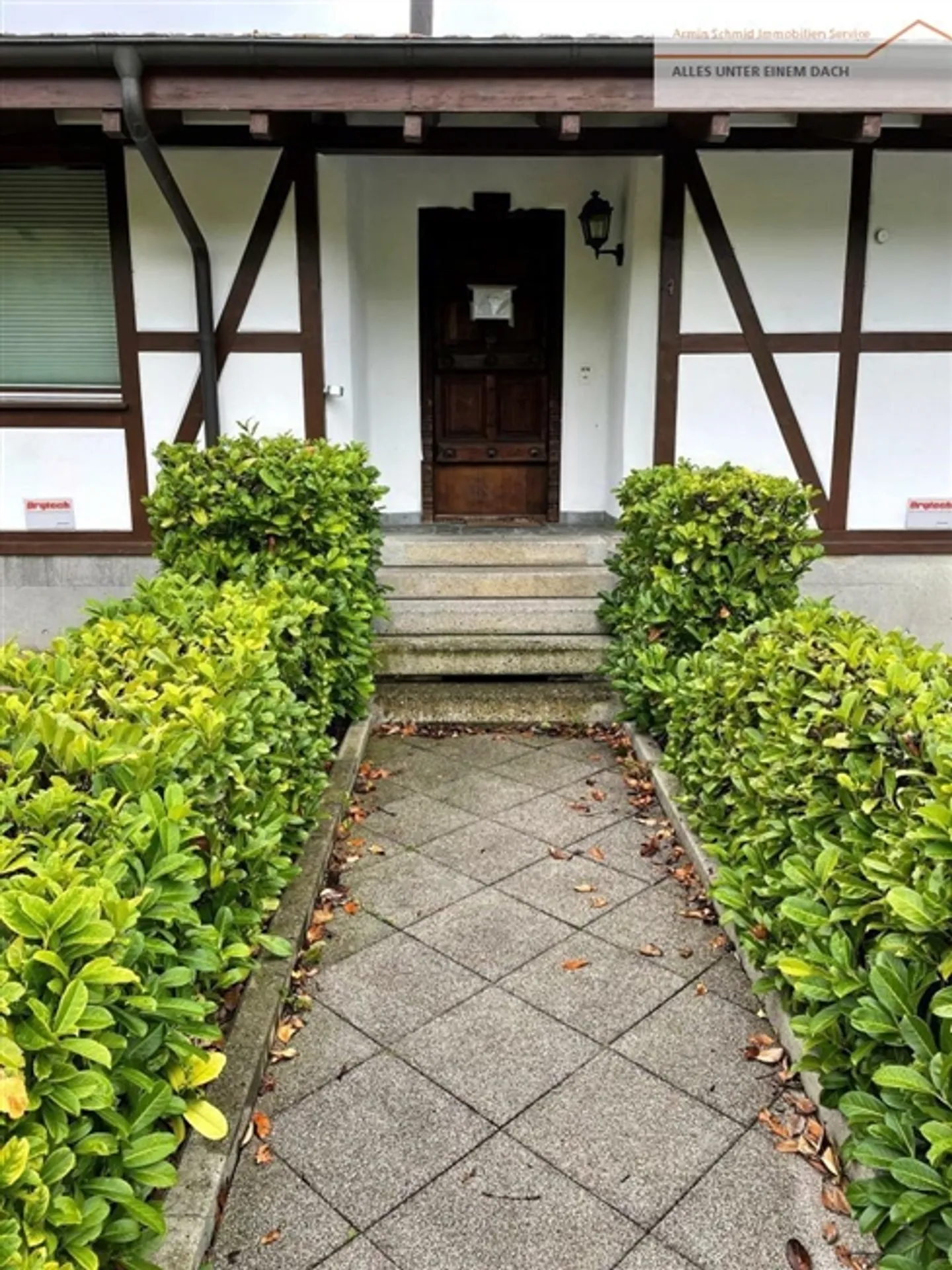 Investor for commercial property sought - Photo 3 of 15