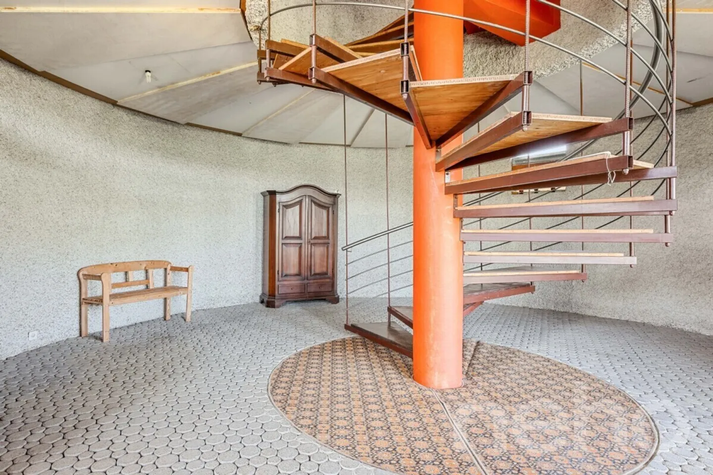 Vivere nella Casa Rotonda. Architettura, Natura e Tranquillità a Neuheim - Foto 5 di 12