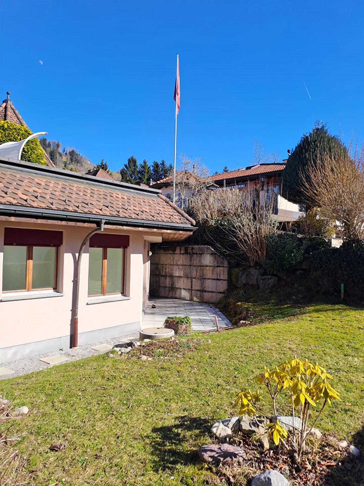 An Extraordinary Apartment - Photo 9 of 10