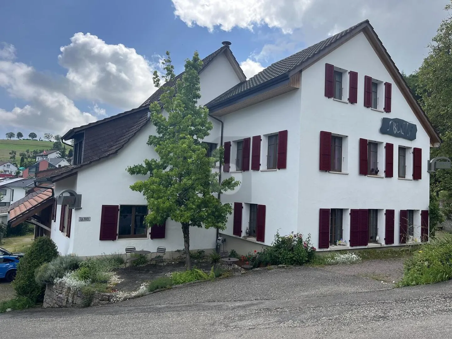 AN RUHIGER LAGE MIT AUSBAUPOTENTIAL - Foto 1 von 6