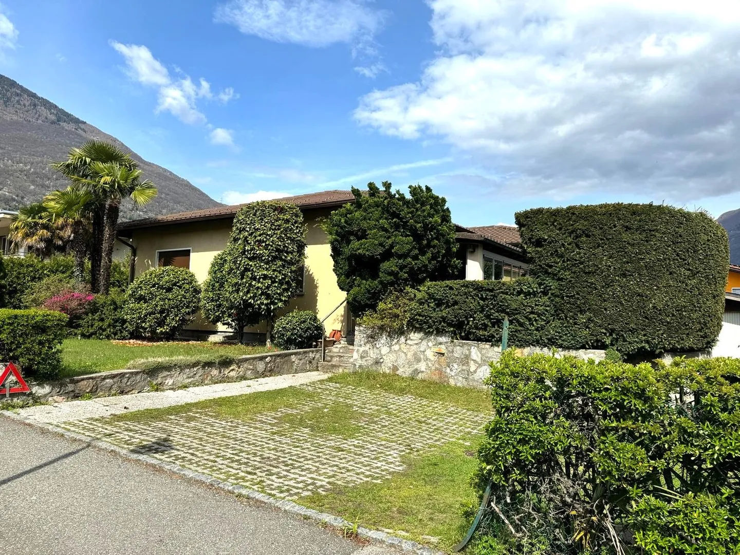 Haus mit 4,5 Zimmern + Grotte, verschiedene Indizes verfügbar - Foto 6 von 20