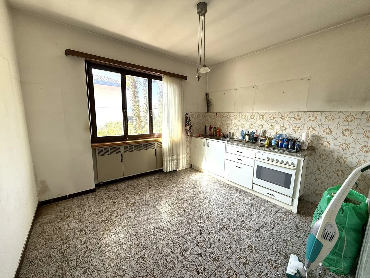 Haus mit 4,5 Zimmern + Grotte, verschiedene Indizes verfügbar - Foto 10 von 20