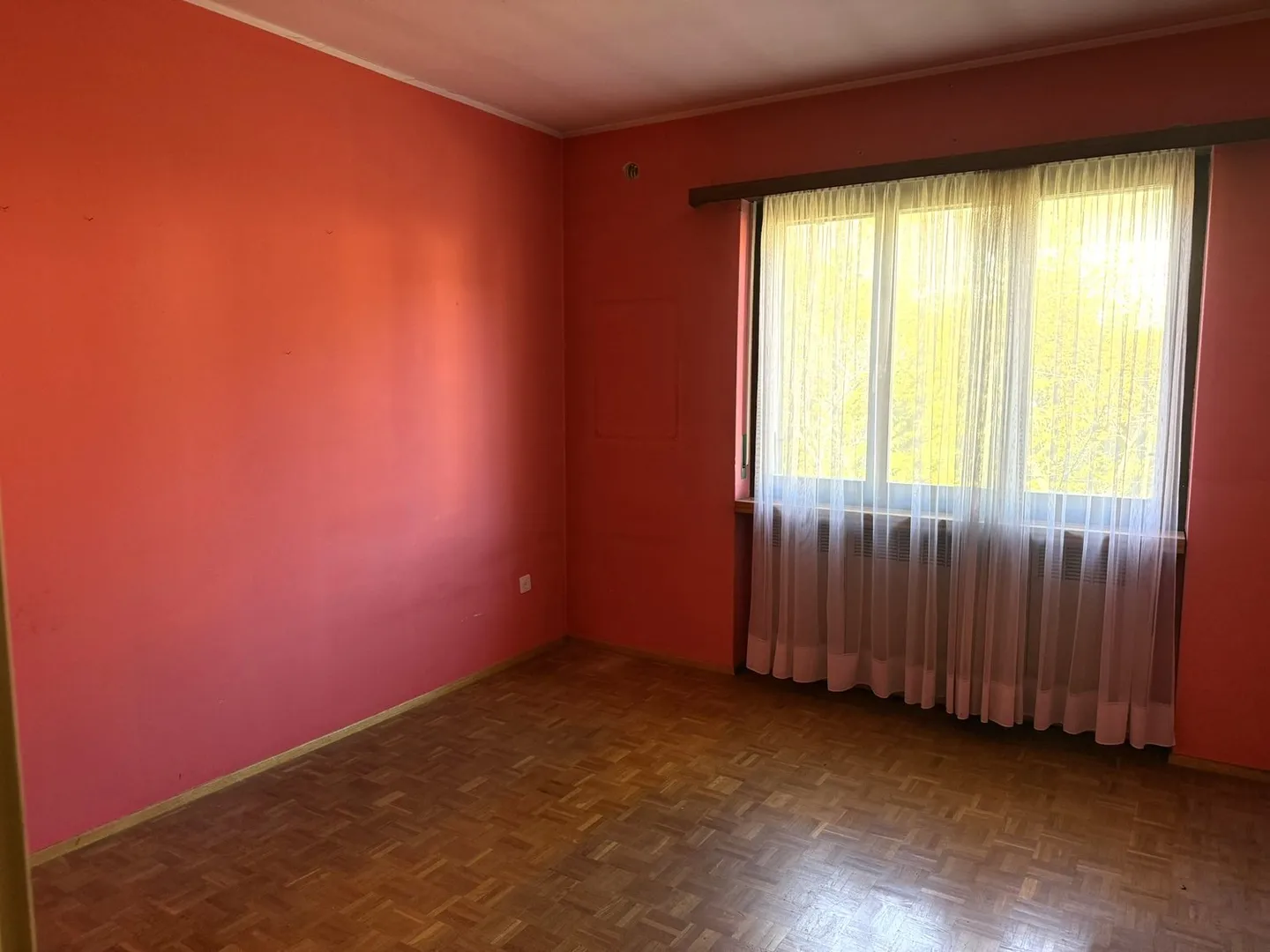 Haus mit 4,5 Zimmern + Grotte, verschiedene Indizes verfügbar - Foto 14 von 20