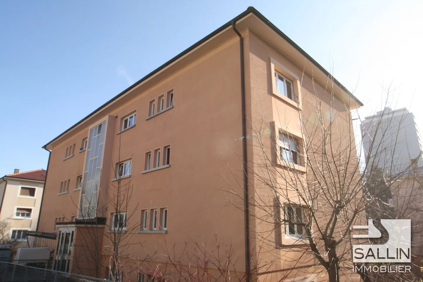 Apartment with 5½ rooms in the Beaumont district - Photo 1 of 13