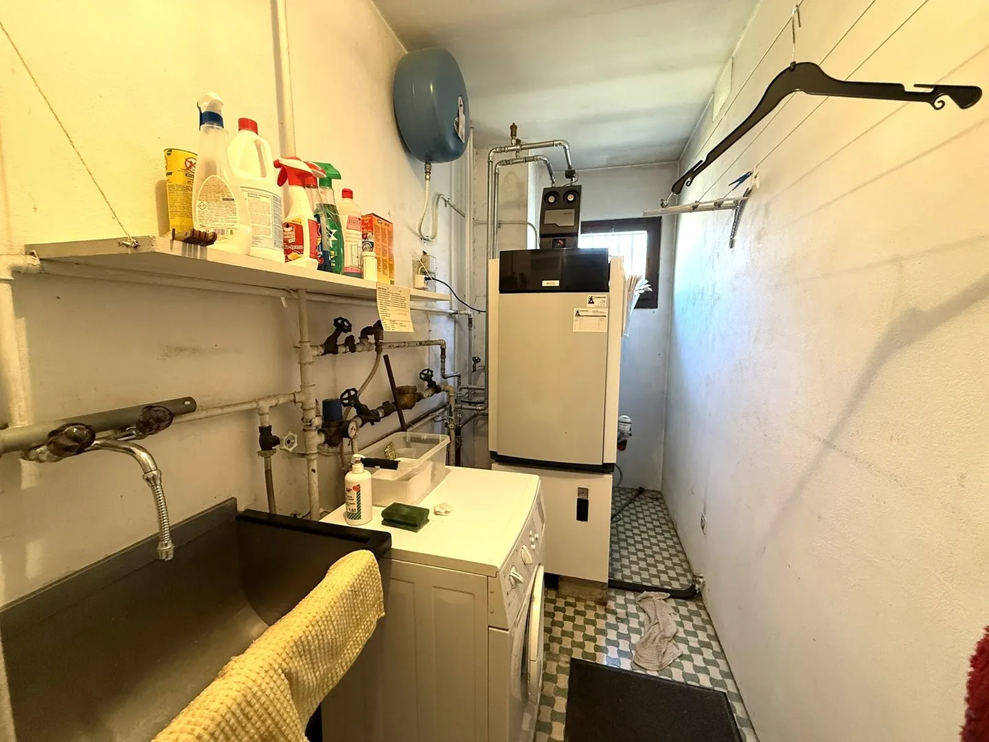 Haus mit 4,5 Zimmern + Grotte, verschiedene Indizes verfügbar - Foto 16 von 20