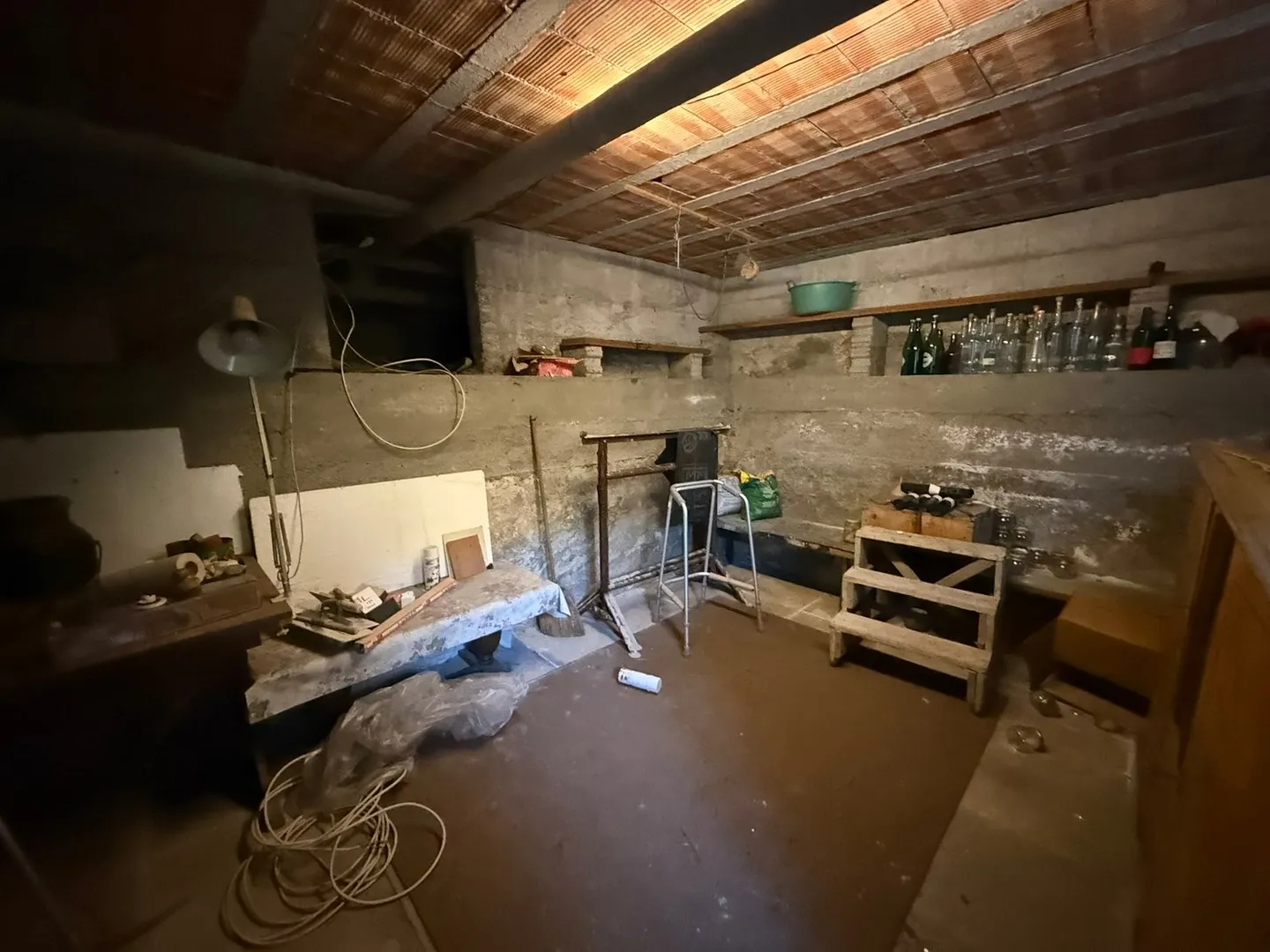 Haus mit 4,5 Zimmern + Grotte, verschiedene Indizes verfügbar - Foto 20 von 20