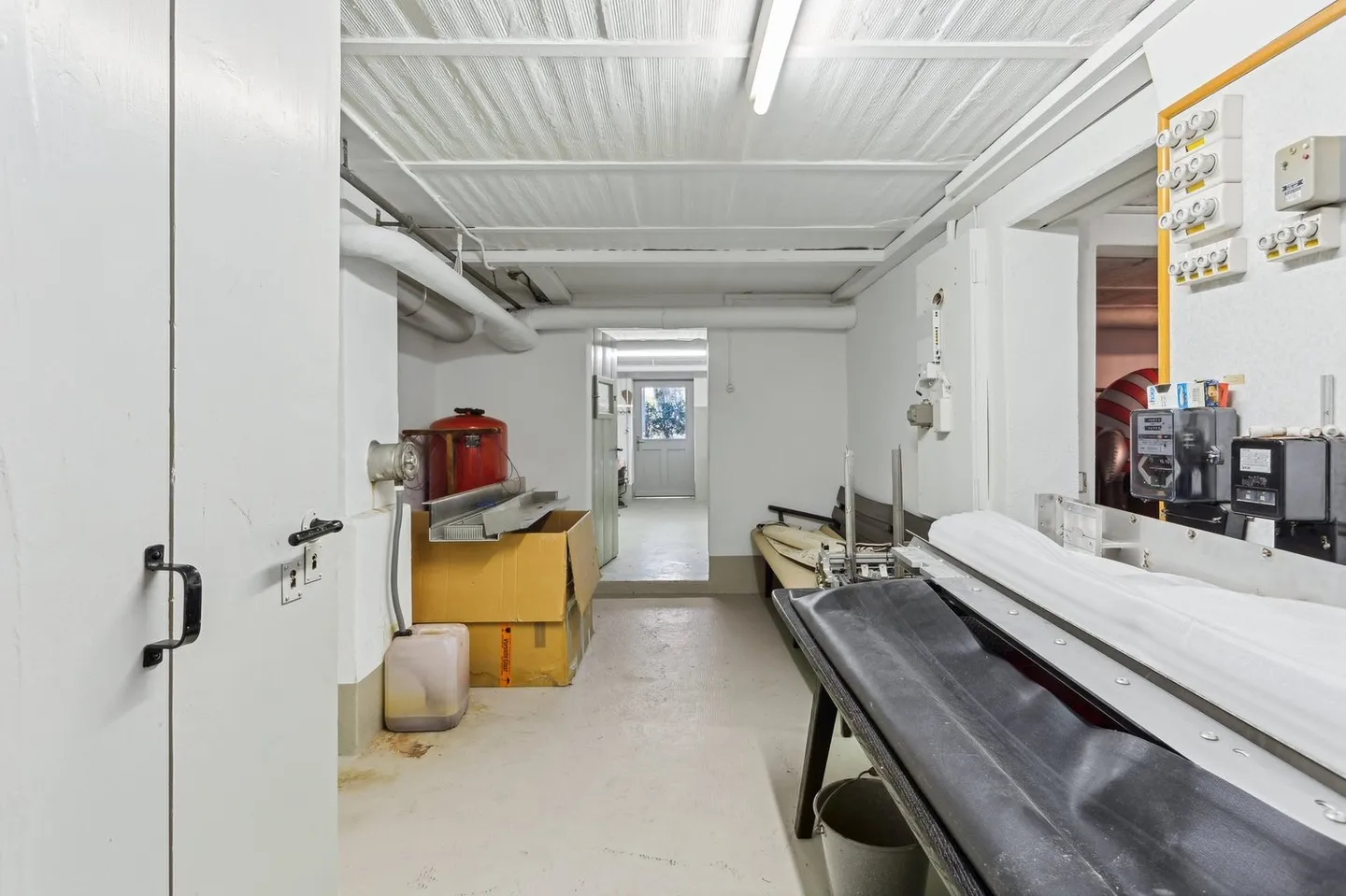 Charming Multi-Family House with Pool in Konolfingen - Photo 17 of 17