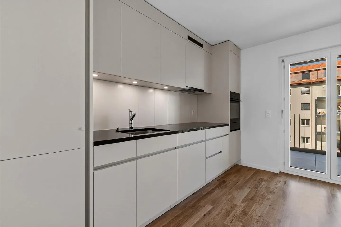 Appartement moderne de 3,5 pièces au 3ème étage - Photo 1 sur 8