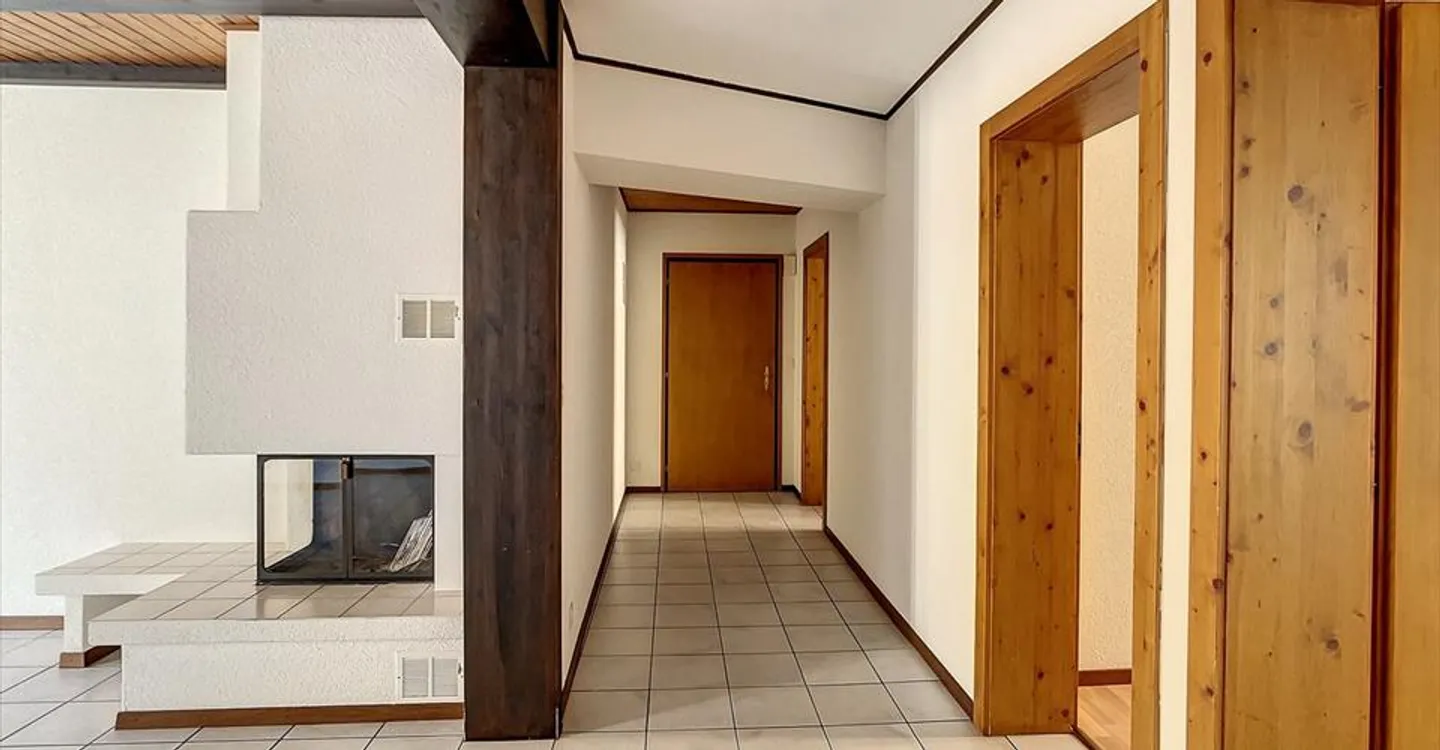 3.5 Zimmer Wohnung - Foto 2 von 10