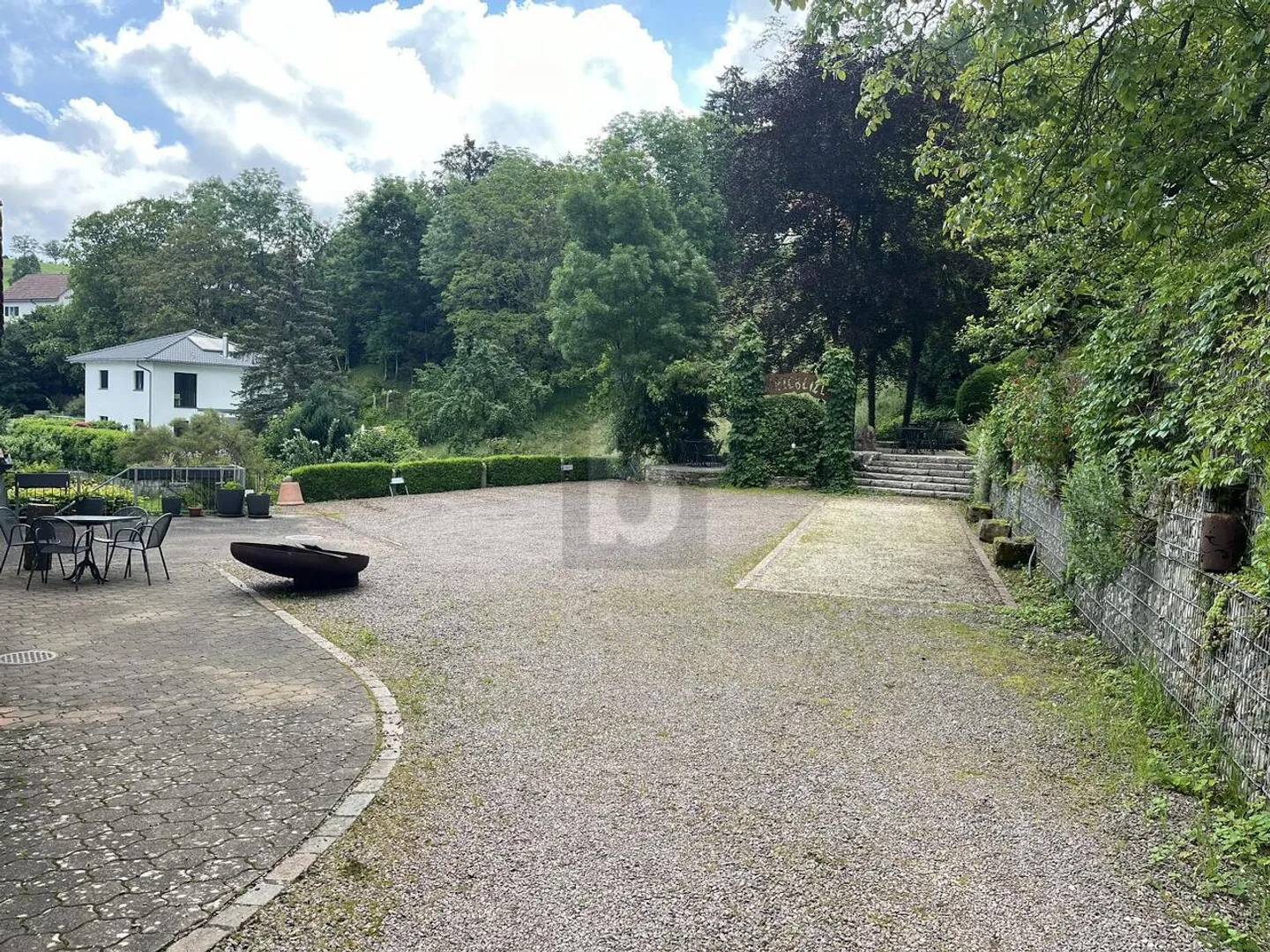 AN RUHIGER LAGE MIT AUSBAUPOTENTIAL - Foto 5 von 6