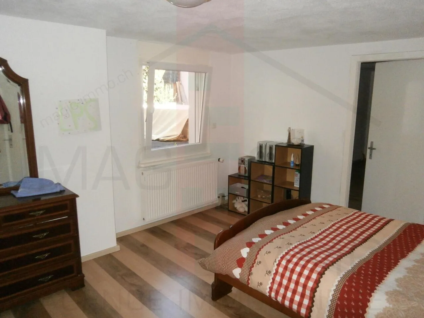 Mixed-use building for sale - Photo 6 of 7