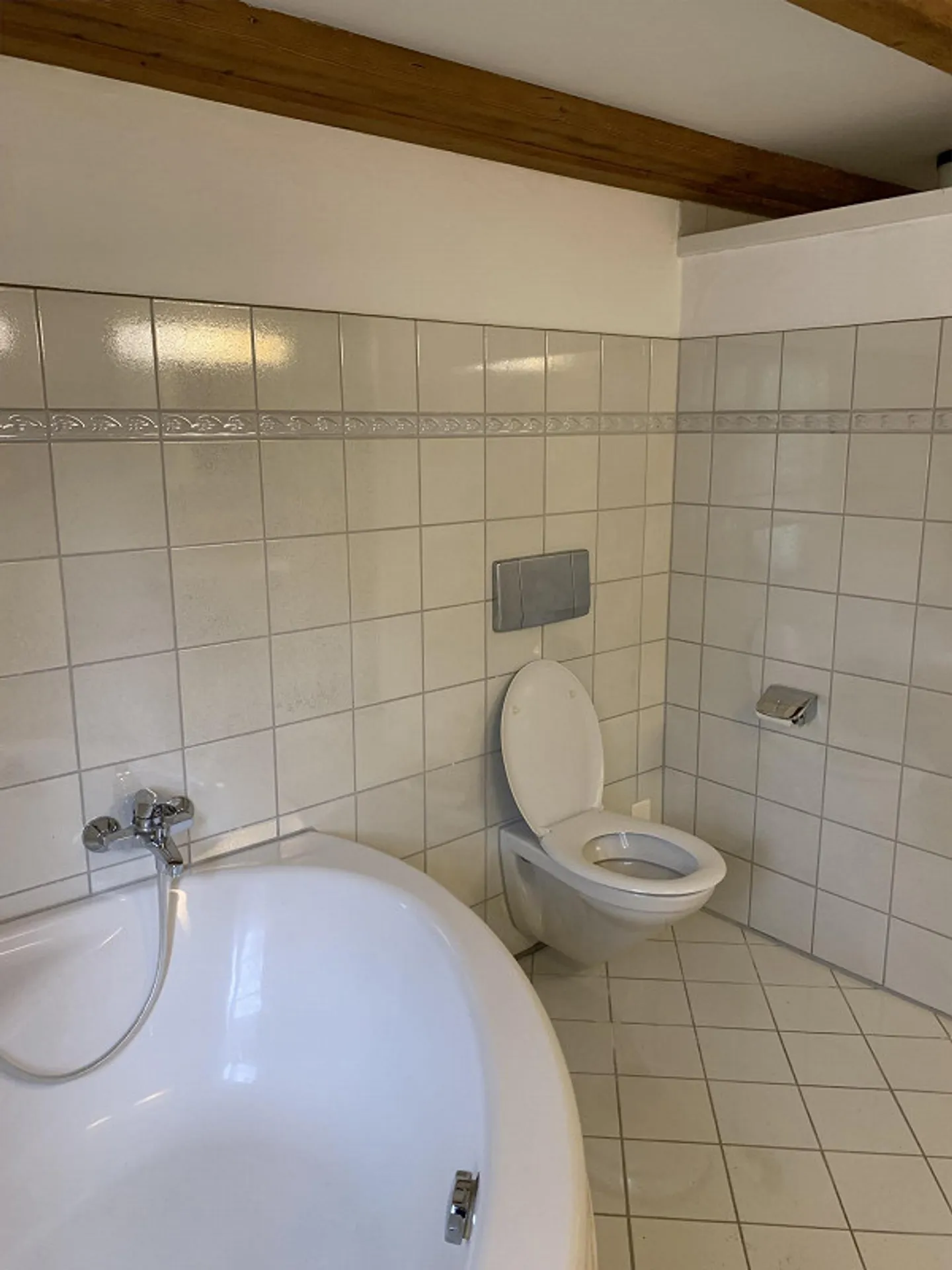 Grosszügige und heimelige 2.5-Zimmerwohnung mit grossem Balkon - Foto 19 von 21