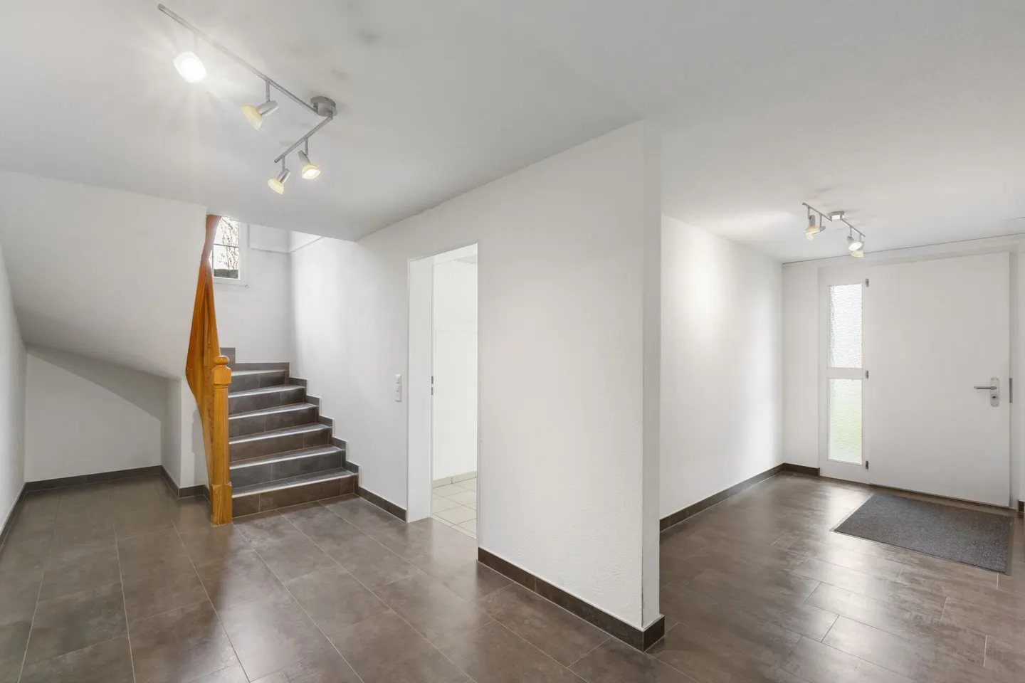 Charmantes freistehendes Einfamilienhaus - Foto 10 von 12