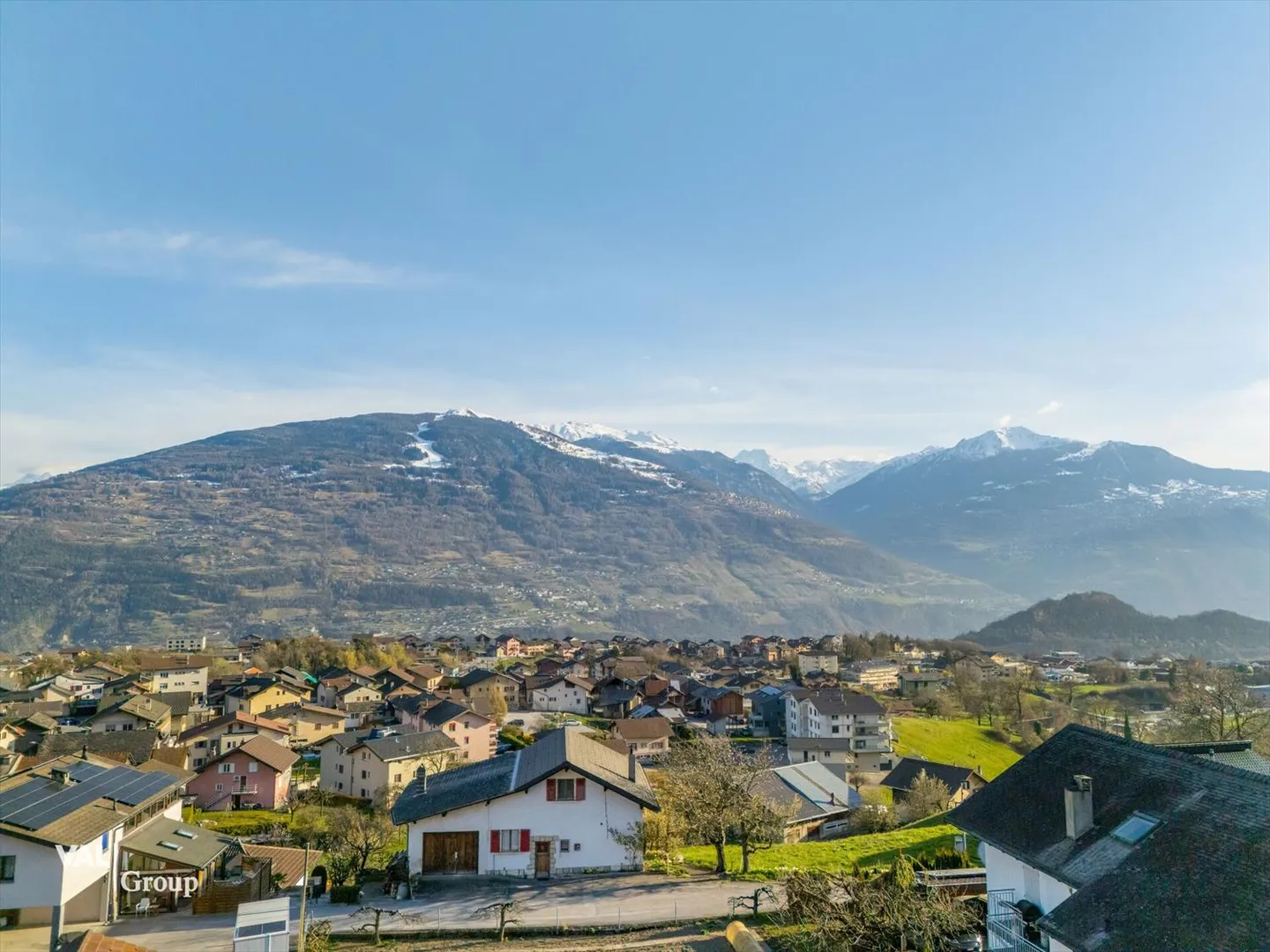 Superbes 4,5-Zimmer-Wohnung neu mit Terrasse und Blick auf die Walliser Alpen - Foto 8 von 10
