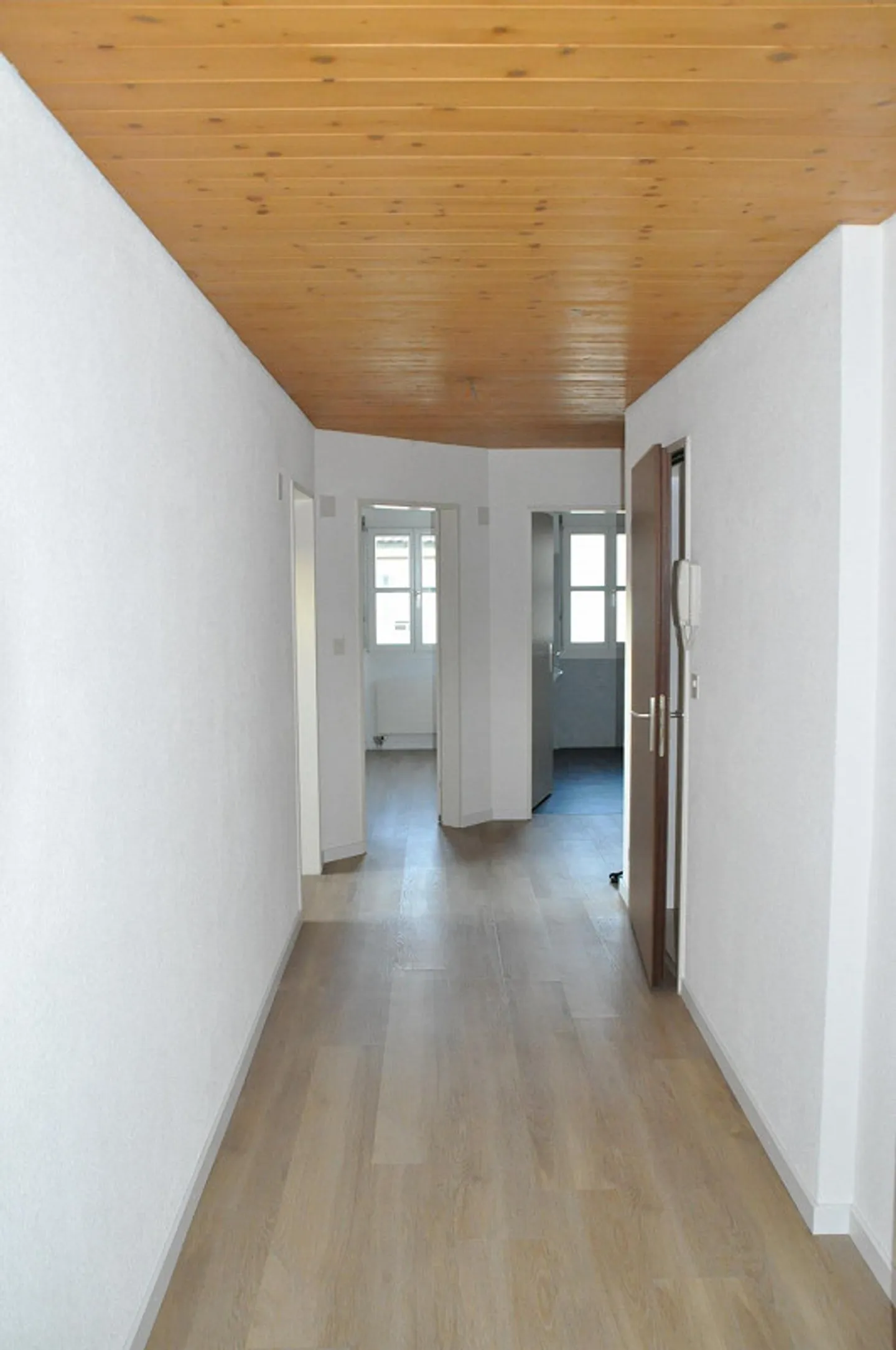 Beautiful, cozy 4½ room attic apartment with balcony ... - Photo 8 of 13