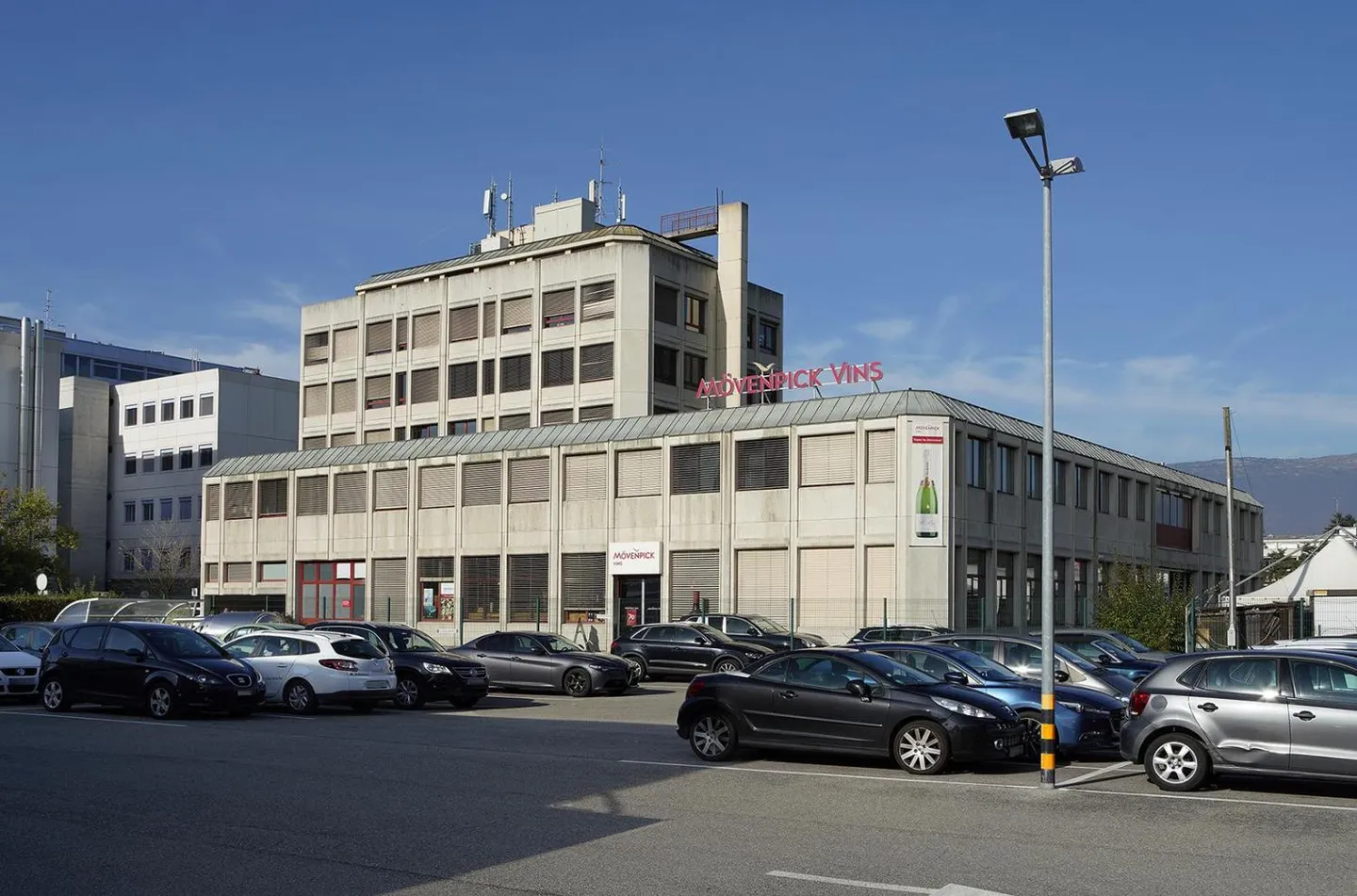 Atelier Industriel Spacieux - Photo 1 sur 2