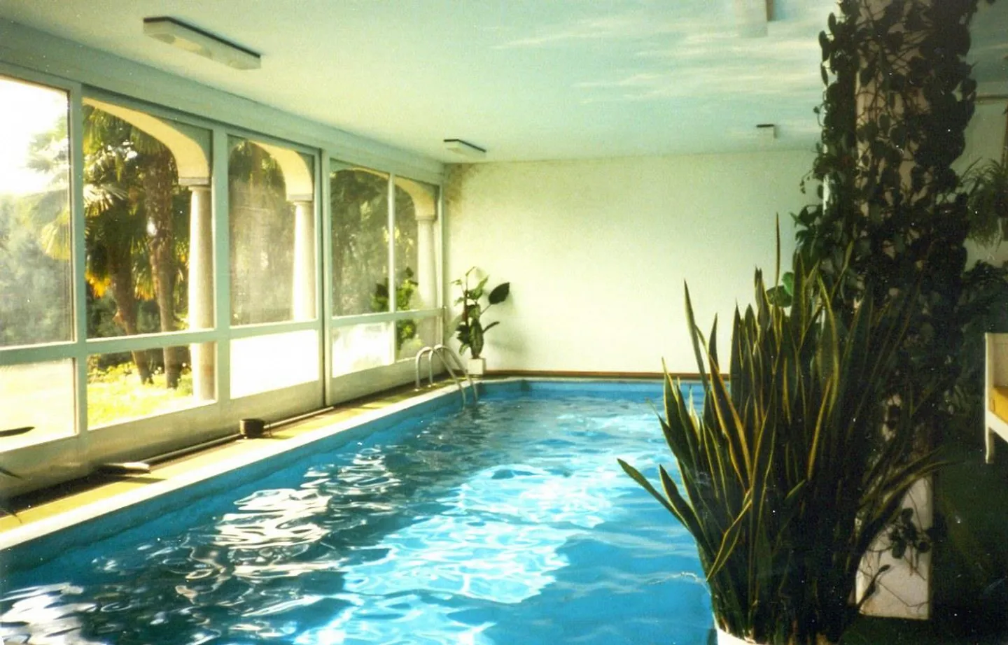 Importante villa con piscina - un vero affare! - Foto 3 di 13