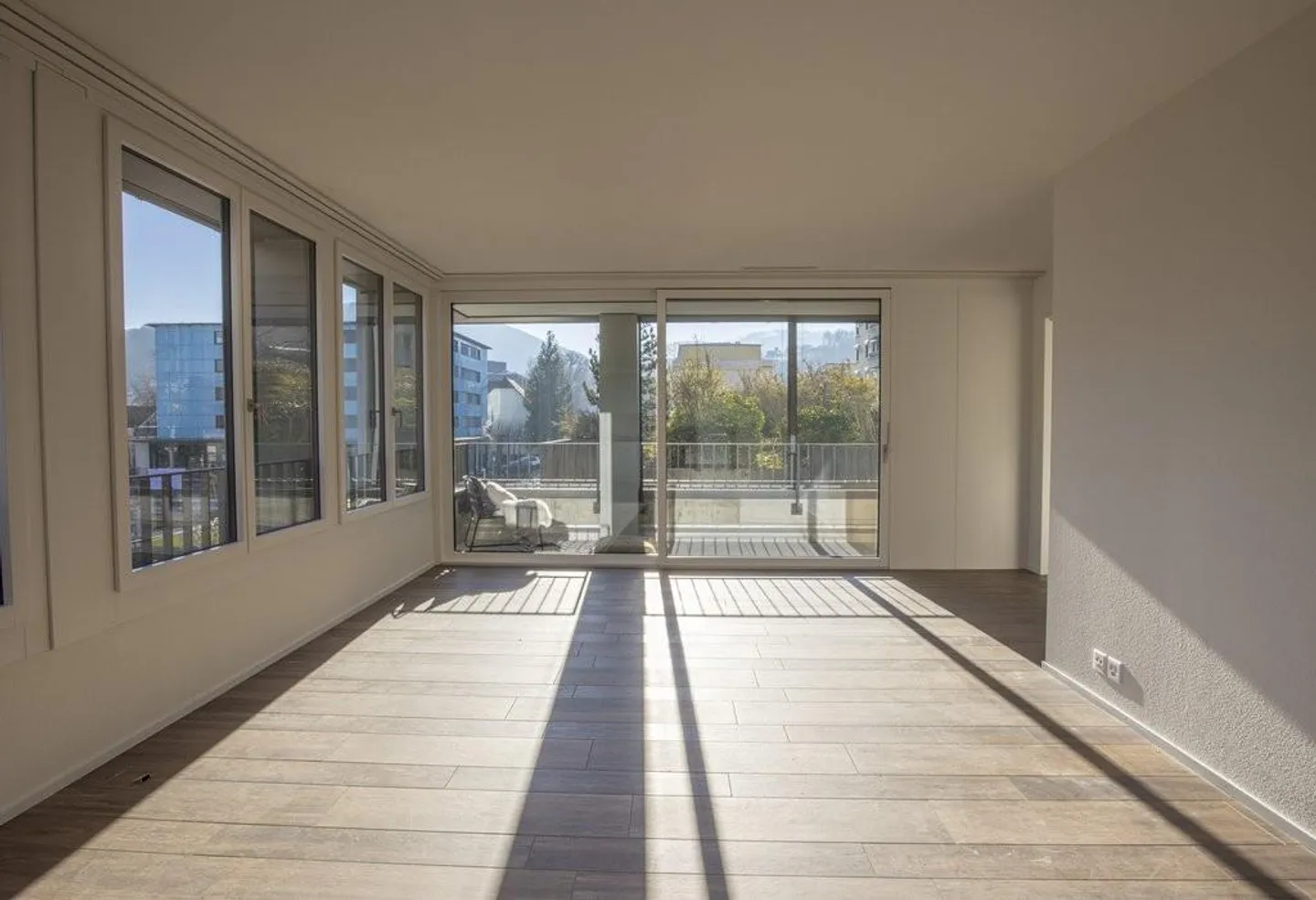 Modern 2.5-room apartment in the village center of Pratteln for rent - Photo 5 of 8