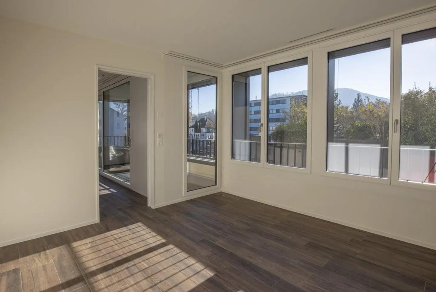 Modern 2.5-room apartment in the village center of Pratteln for rent - Photo 6 of 8