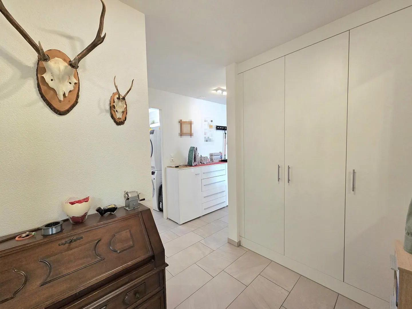 Appartement spacieux et lumineux de 4,5 pièces avec vue sur la verdure - Photo 7 sur 14