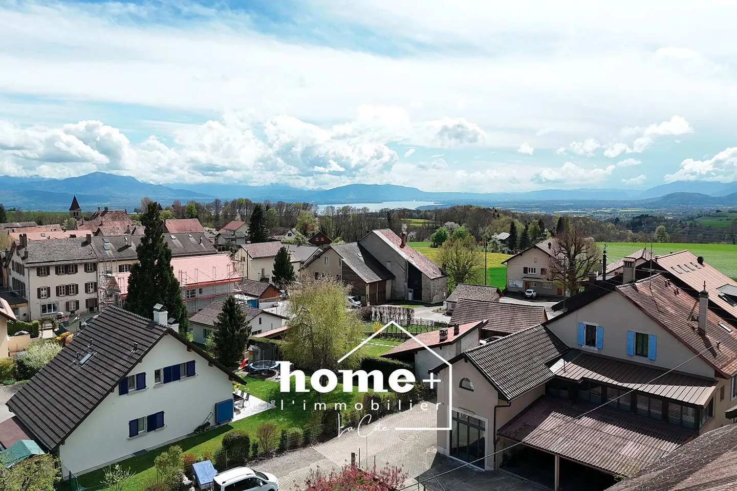 2.5-room duplex apartment with office - Photo 4 of 7