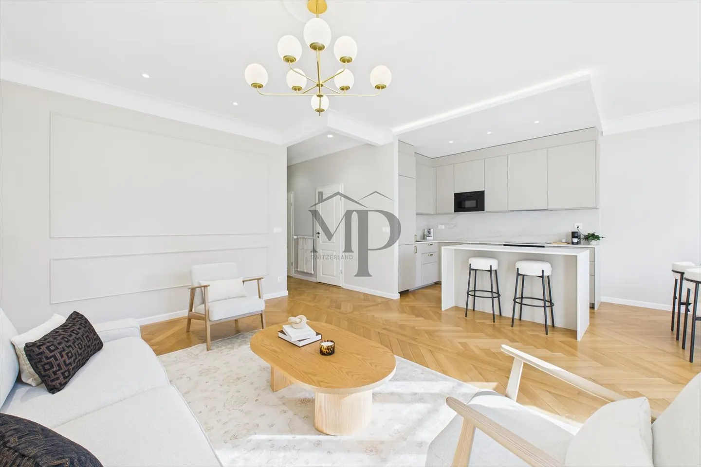 Appartamento 4 locali - Foto 2 di 9