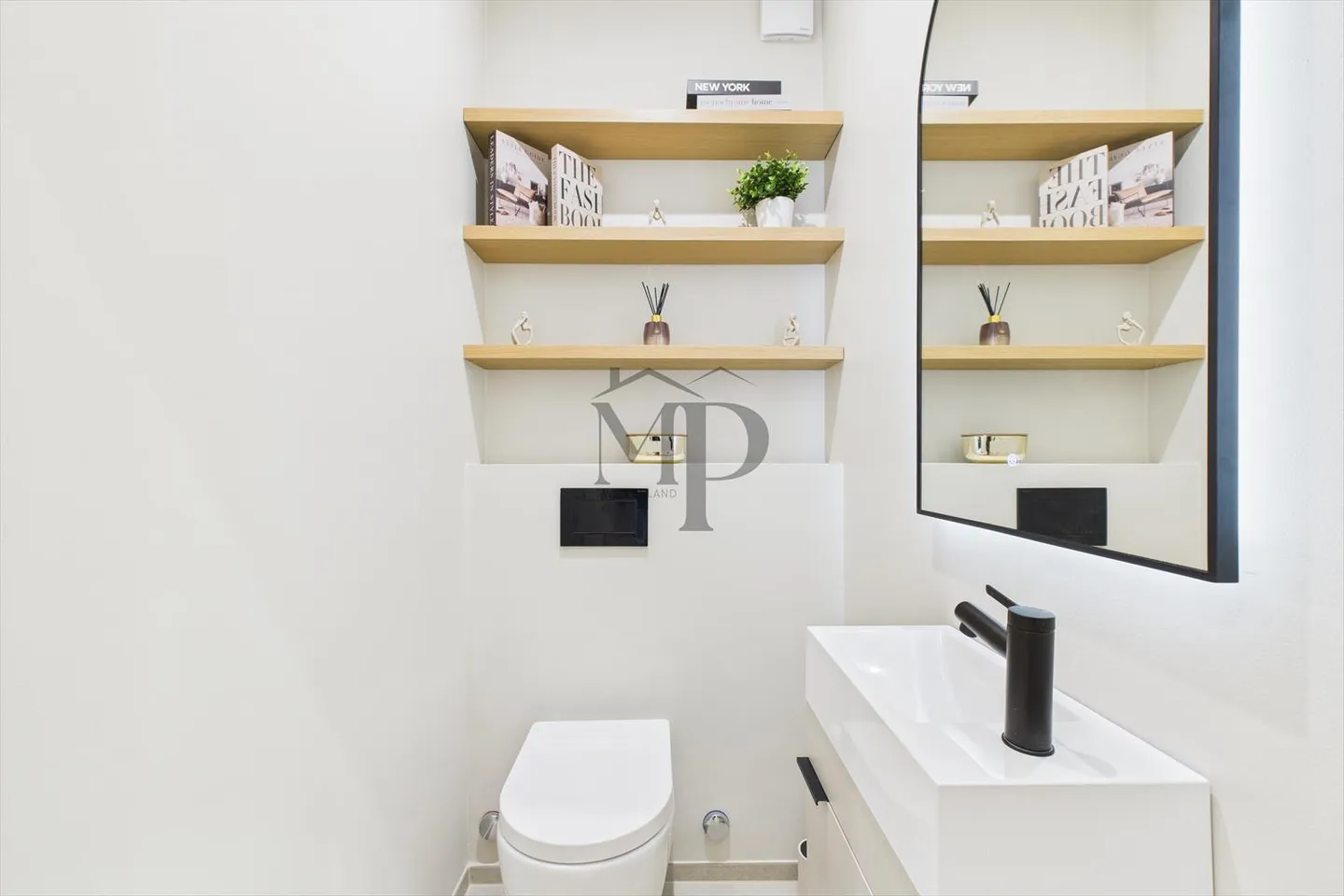 Appartamento 4 locali - Foto 8 di 9