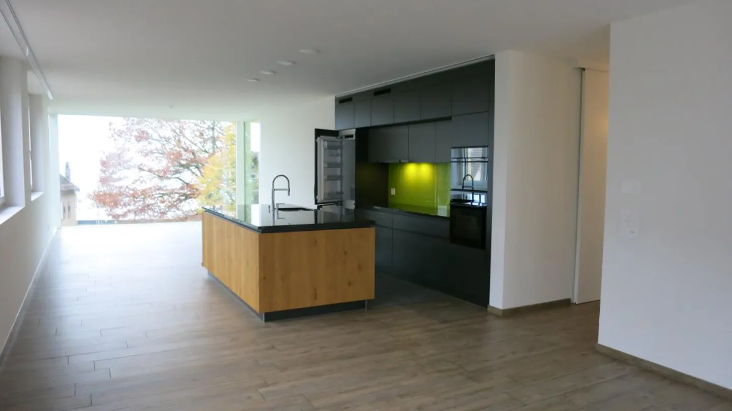 4.5 Room Apartment - Photo 1 of 5