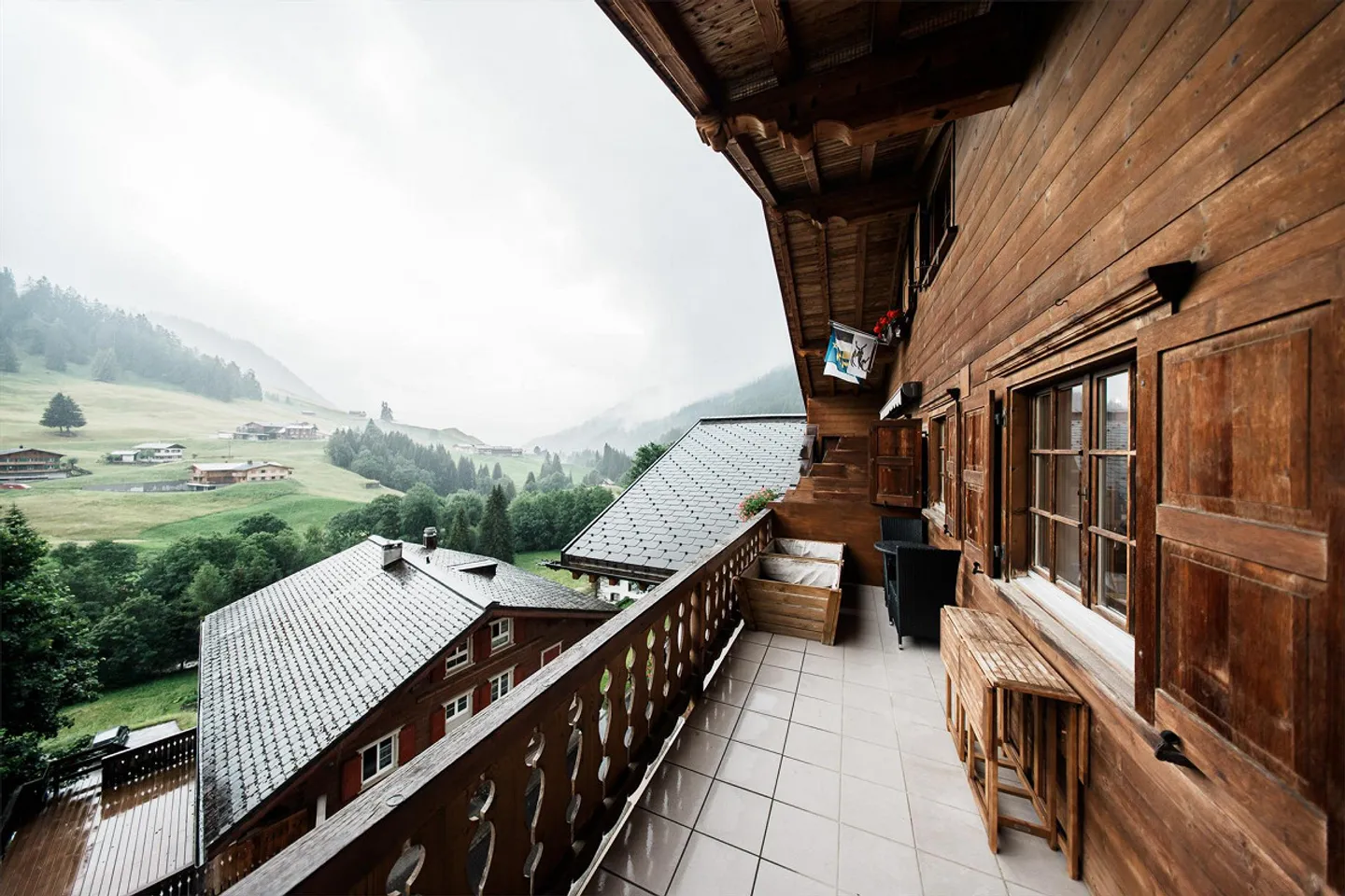 Alpine Living Experience with a View - Photo 3 of 19