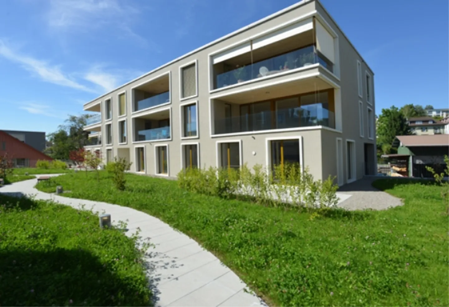 Appartamento moderno con balcone - Foto 1 di 1