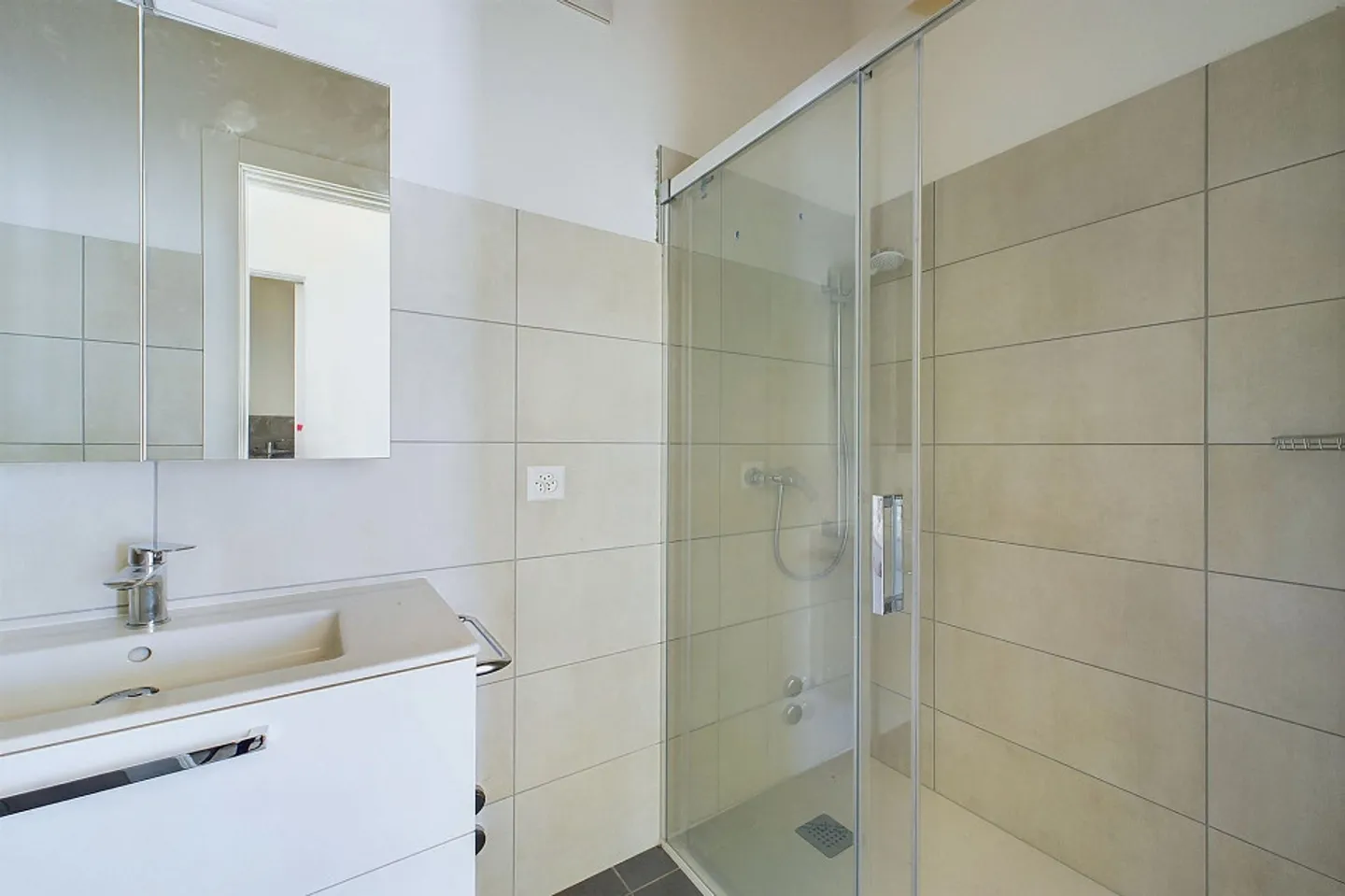 Casa bifamiliare - Foto 11 di 13