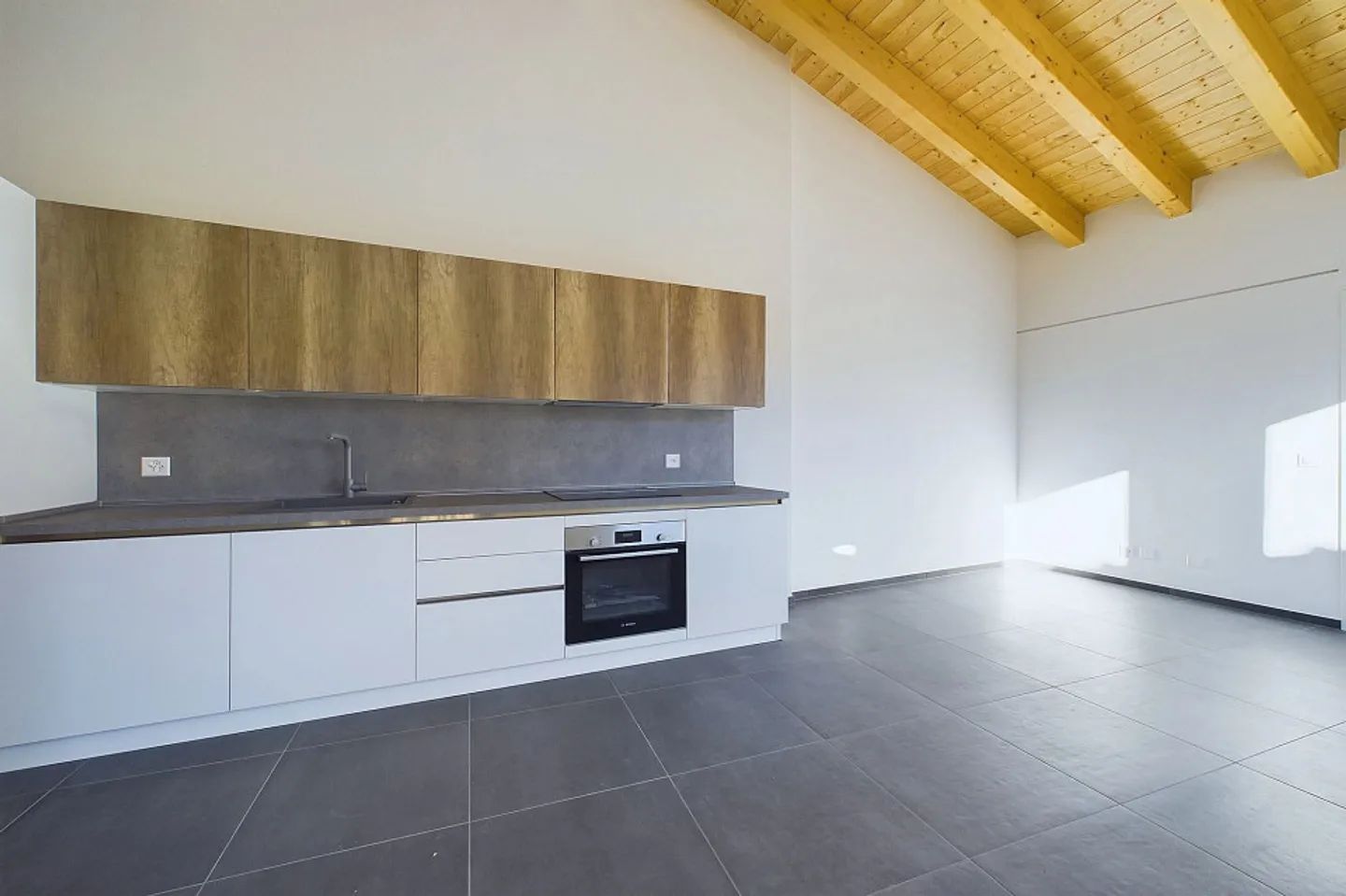 Casa bifamiliare - Foto 6 di 13