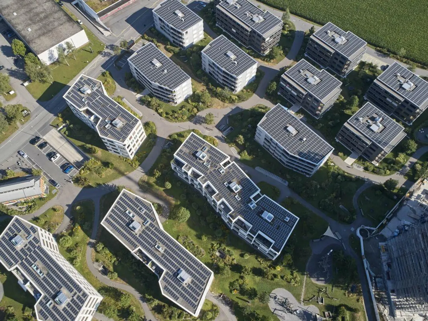 Garden High-Rise Aglaya, Suurstoffi Area in Rotkreuz: A Workplace that Inspires - Photo 8 of 10