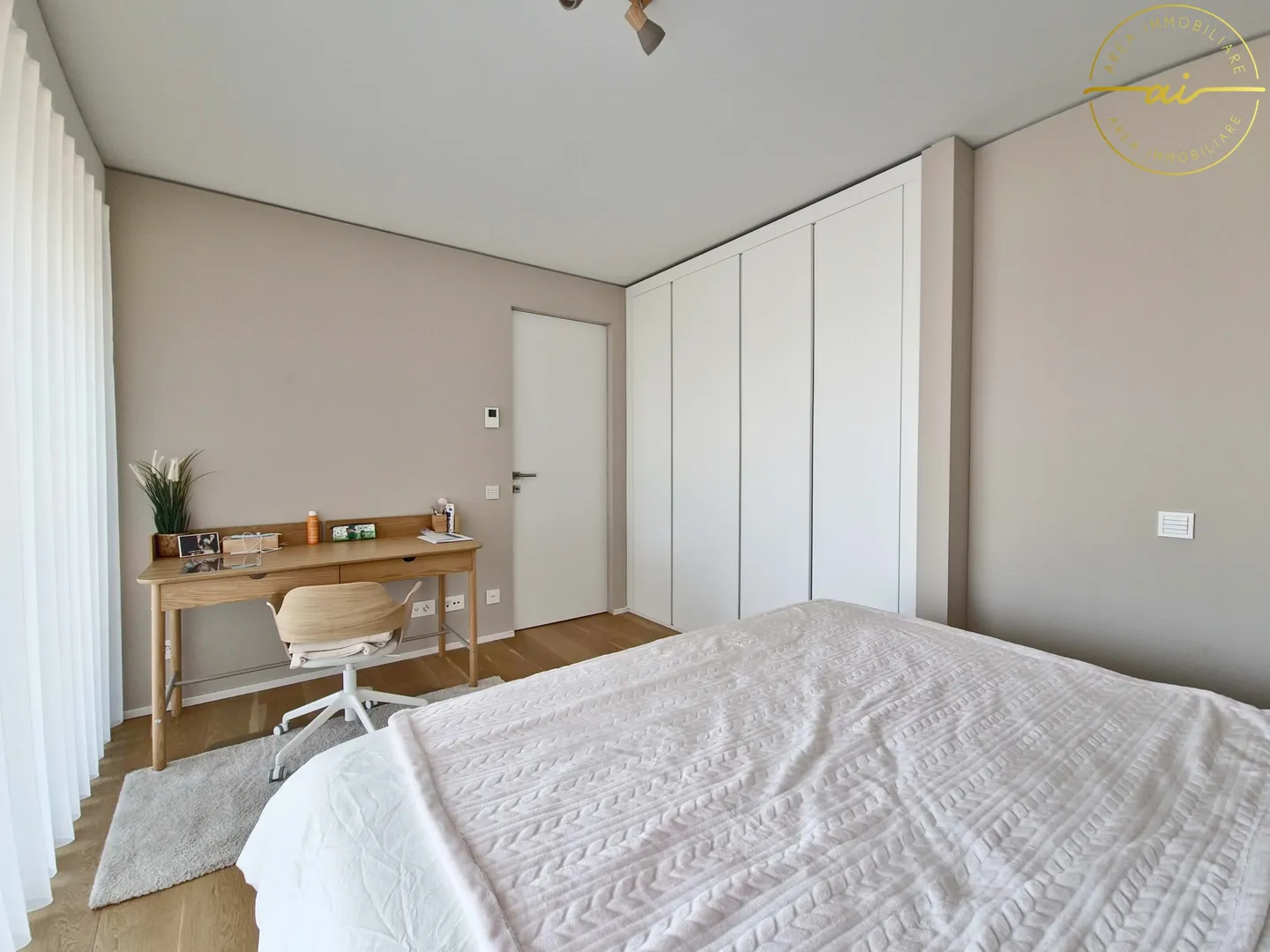 Elegante appartamento di 3,5 locali con terrazza e parziale vista lago a Paradiso - Foto 10 di 13