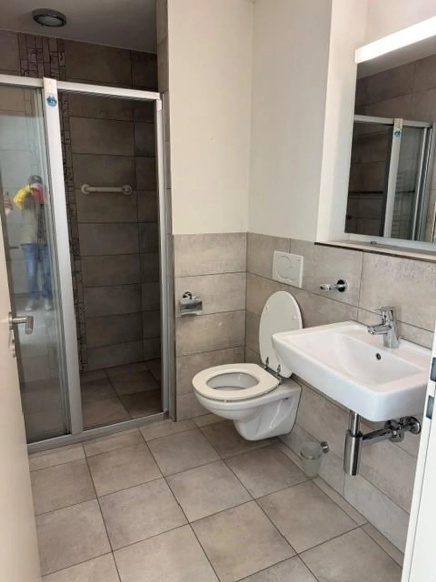 3.5-Zimmer-Gartenwohnung an Top-Lage in Mollis - Photo 10 sur 17